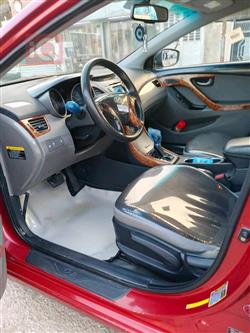 هیۆندای ئەلەنترا